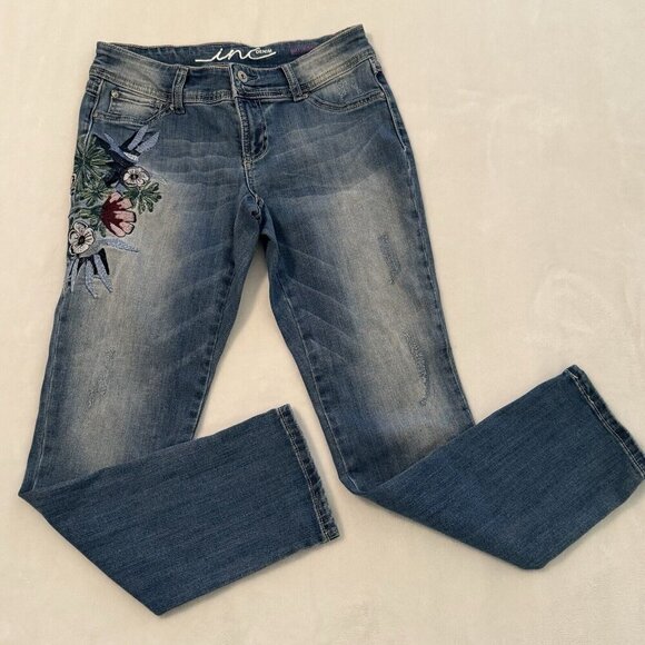 INC Denim Jeans 2 Petite Boyfriend Fit Floral Embroidered Distressed Blue - Picture 2 of 11
